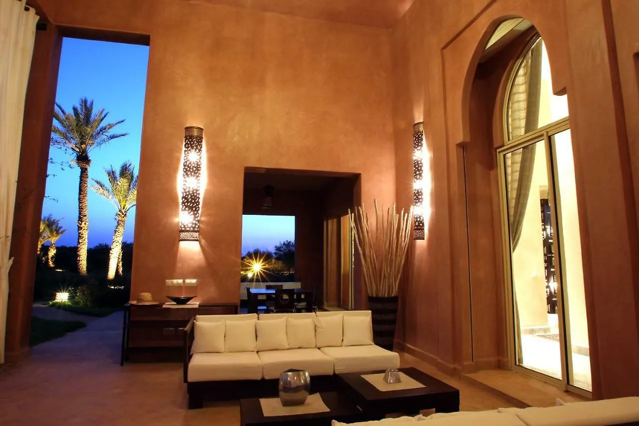 Dar Kamango Hotel Amezrou 2*,